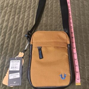 True Religion Jiny Max tote